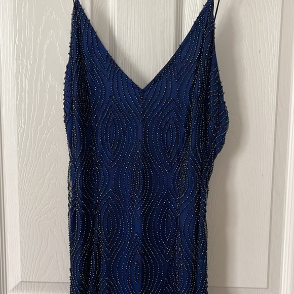 Beautiful formal beaded dress. Navy blue with a split on the front of the dress. - Picture 10 of 11